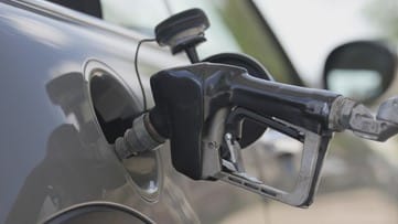 Cuide su billetera este Día del Trabajo: Se espera que los precios de la gasolina aumente.